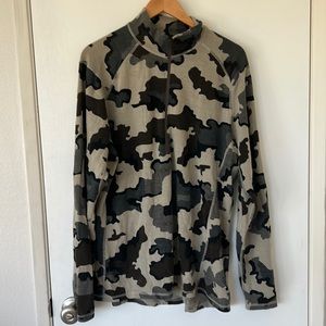 Kuiu mid layer 1/2 zip wool